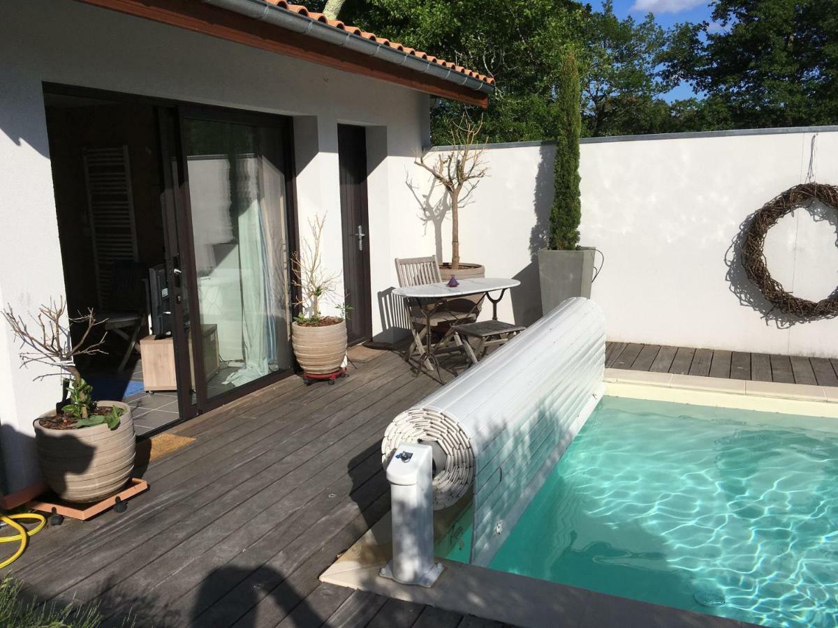 La Casa Bonita Bed and Breakfast Martignas-sur-Jalle Εξωτερικό φωτογραφία