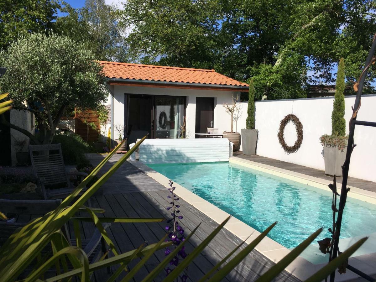 La Casa Bonita Bed and Breakfast Martignas-sur-Jalle Εξωτερικό φωτογραφία
